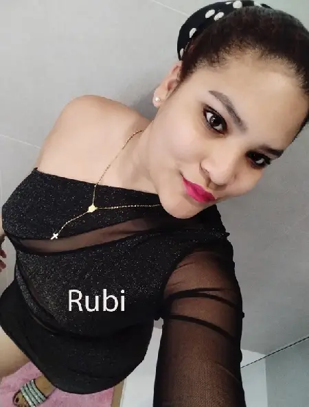 Nicol, Rubi, Rosario, Mía